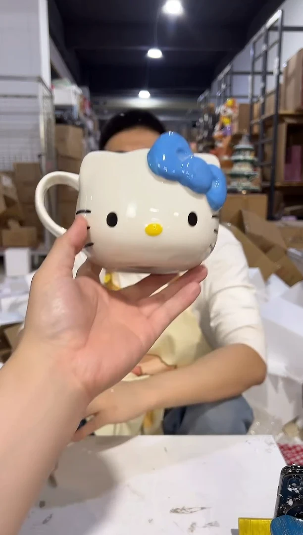 瓷片蓝色蝴蝶结kt头杯