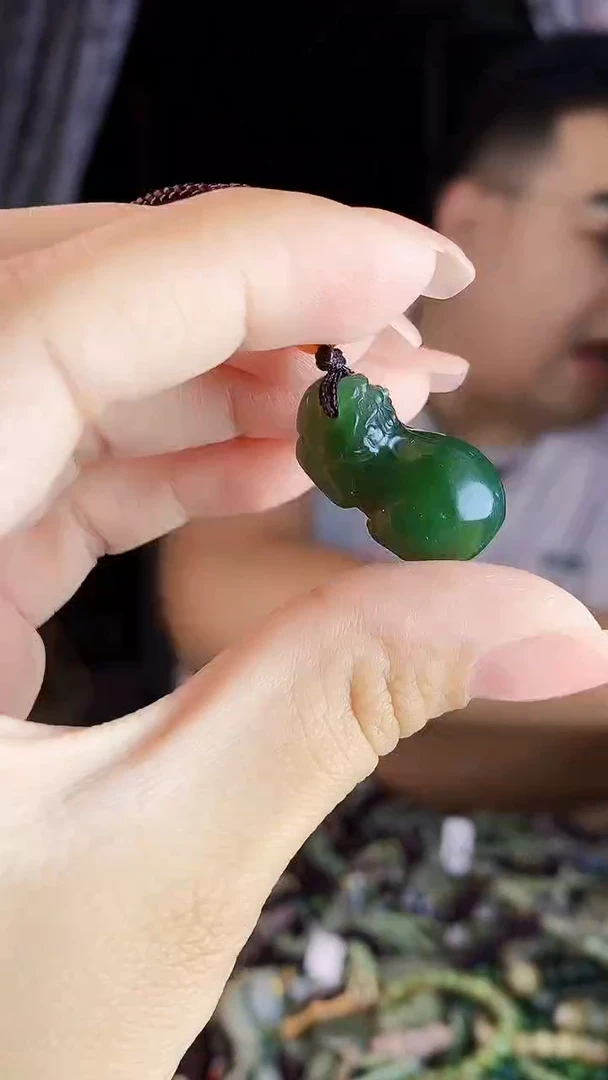 未镶嵌和田玉挂件多样性发货拍一发一