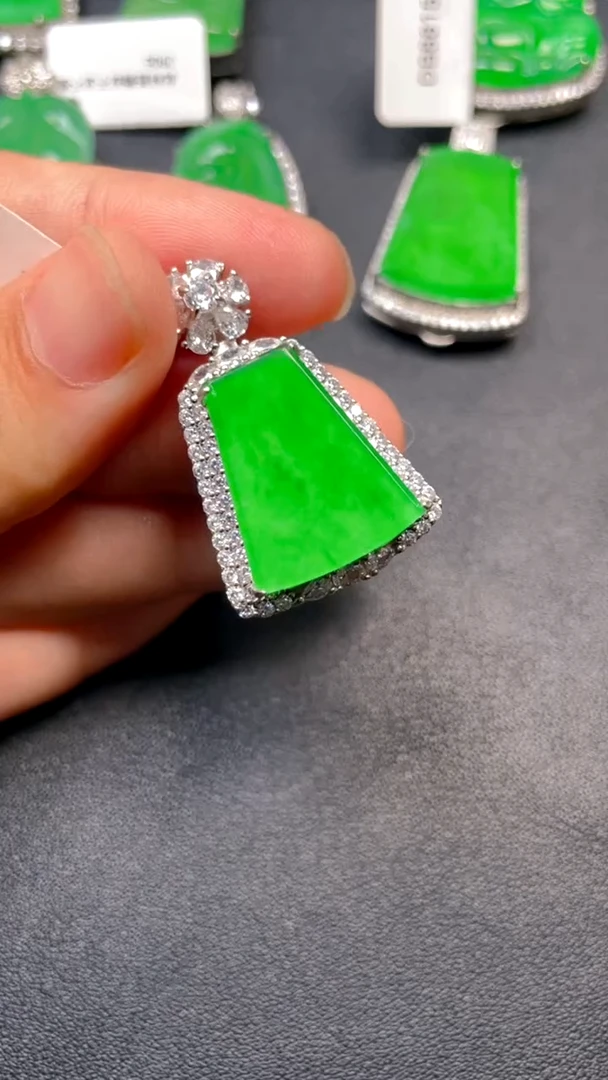 吊坠(不含链)银S925镶嵌翡翠吊坠