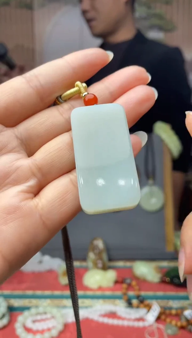 未镶嵌和田玉挂件拍一发一