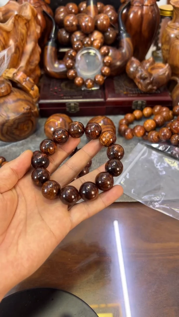 【闪购商品】黄花梨/降香黄檀手串/手链海南黄花梨1.8瘤疤花水波纹