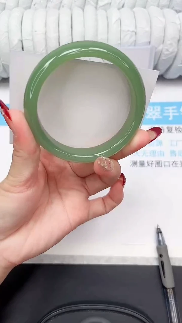 未镶嵌手镯石英质玉74-6.0.8HS