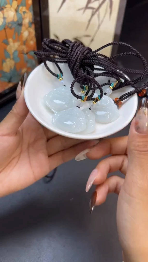 颈饰未镶嵌翡翠佛公W356-25091204A多样性发一