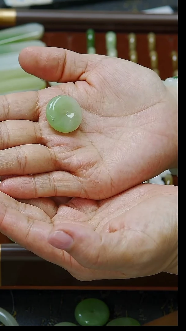 吊坠(不含链)未镶嵌和田玉翠青平安扣吊坠