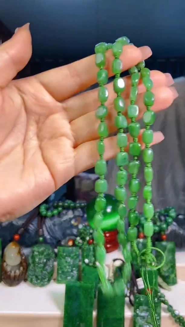 和田玉未镶嵌挂件1