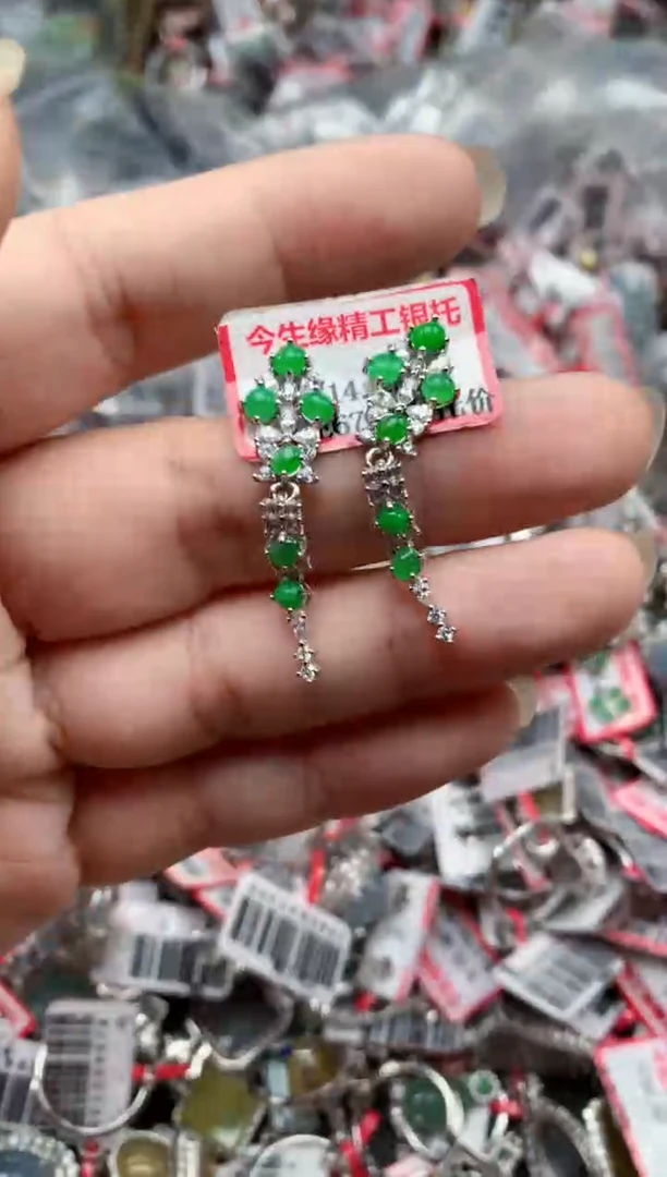 银S925镶嵌戒指翡翠天然A货缅甸翡翠
