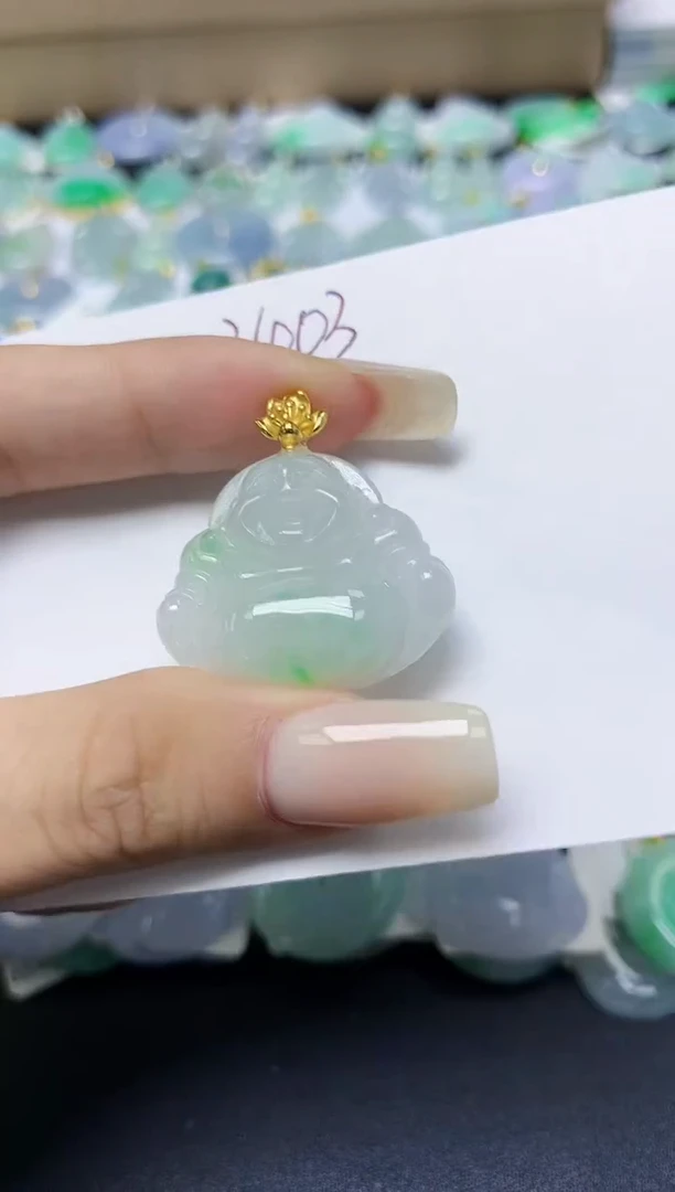翡翠未镶嵌颈饰天然缅甸翡翠A货