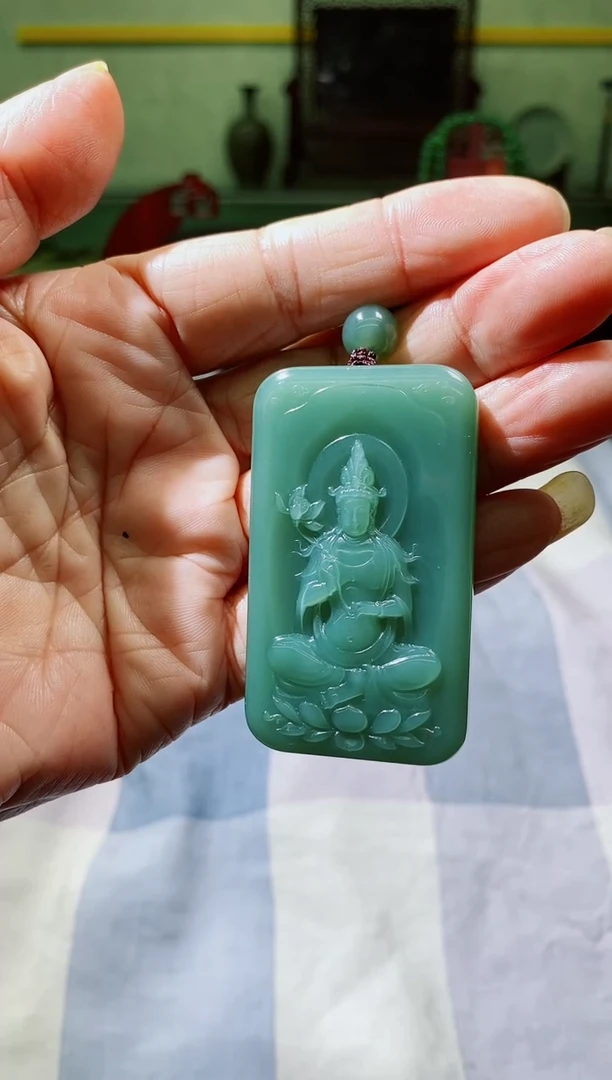 吊坠(不含链)未镶嵌和田玉（碧玉）宝*和田玉碧玉观音挂件