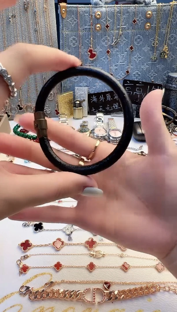 瓷片 彧贤聚宝阁 彧贤聚宝阁