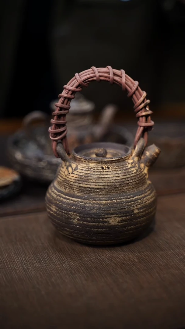 全手工制作  南蛮提梁烧水壶