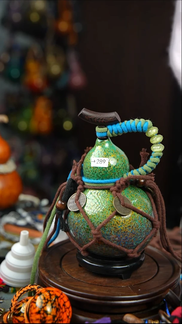 289号350ml左右非遗大漆酒葫芦