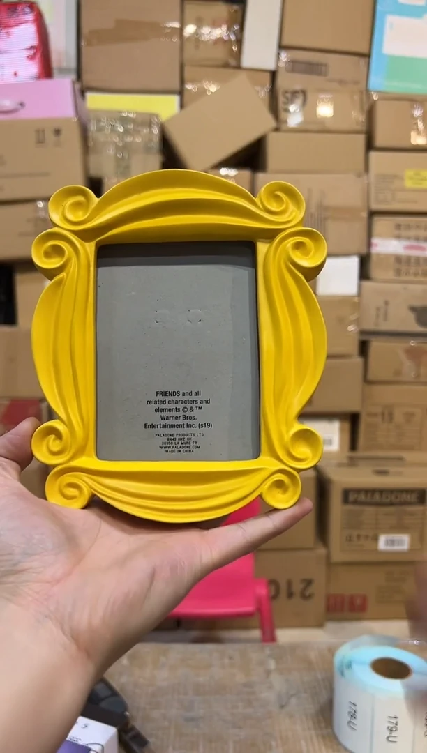 【闪购商品】杯树脂小号老友记相框