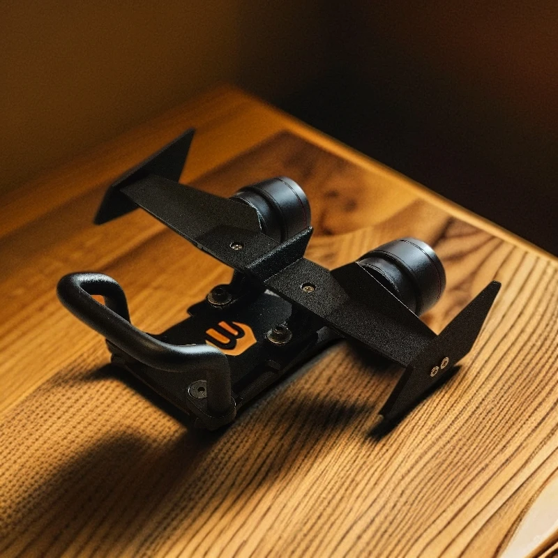 电动滑板通用尾翼(非金属）带智能感应尾灯锂合金提手