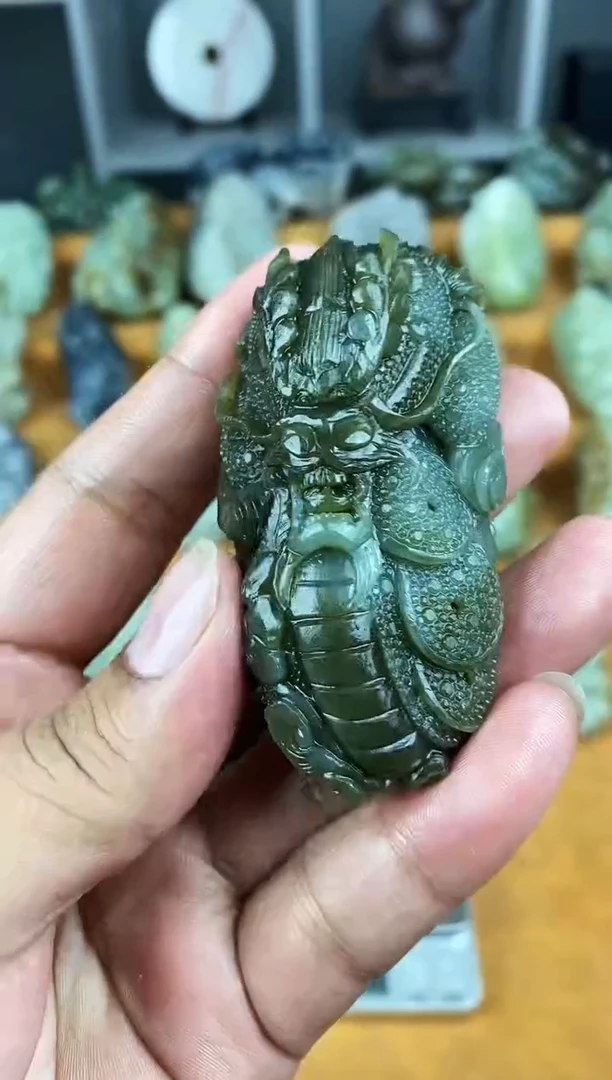 未镶嵌和田玉把件1