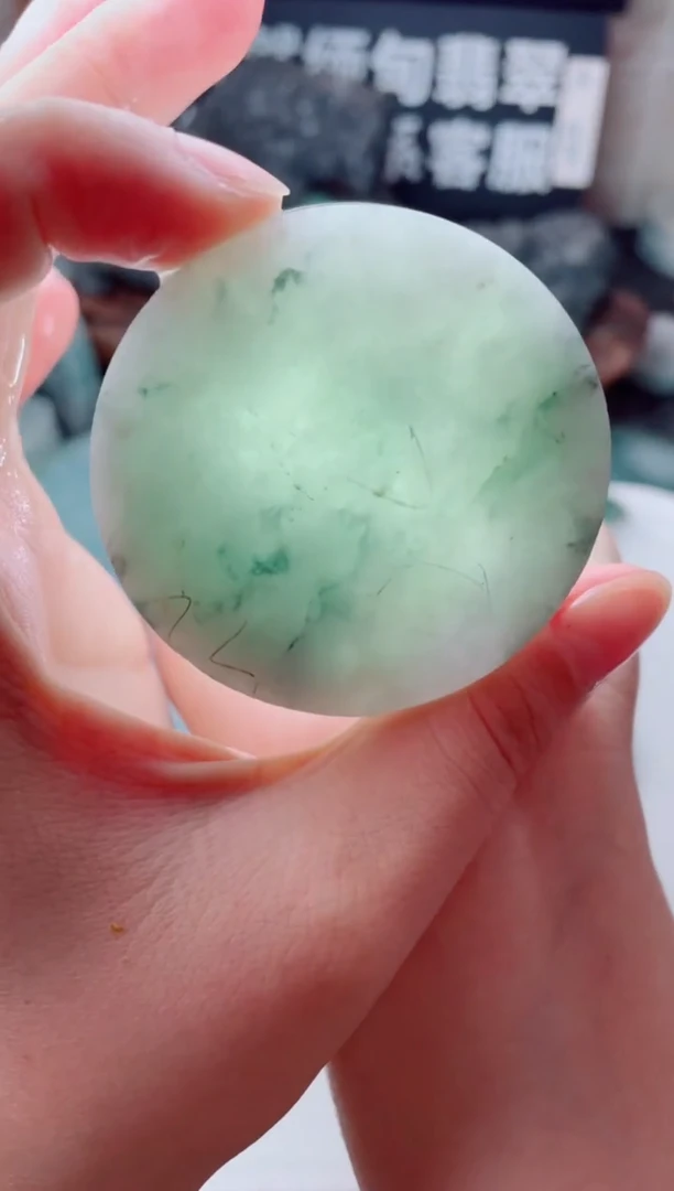 翡翠未镶嵌颈饰1892......