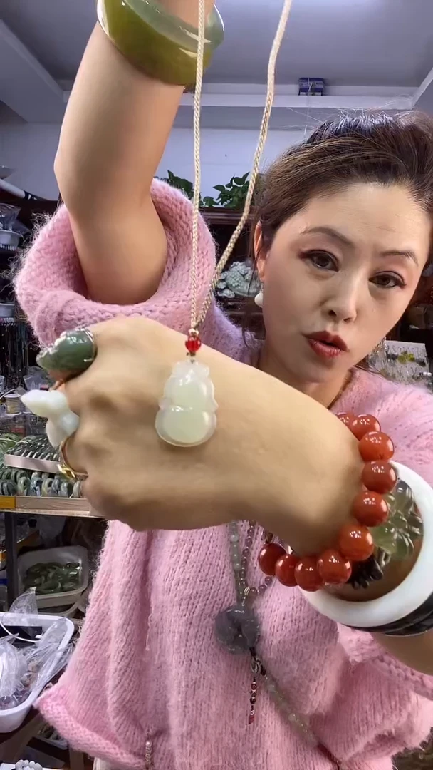 未镶嵌蛇纹石玉葫芦多样性发货其中之一