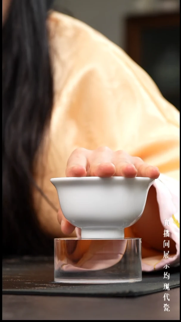 景德镇高白泥压手杯