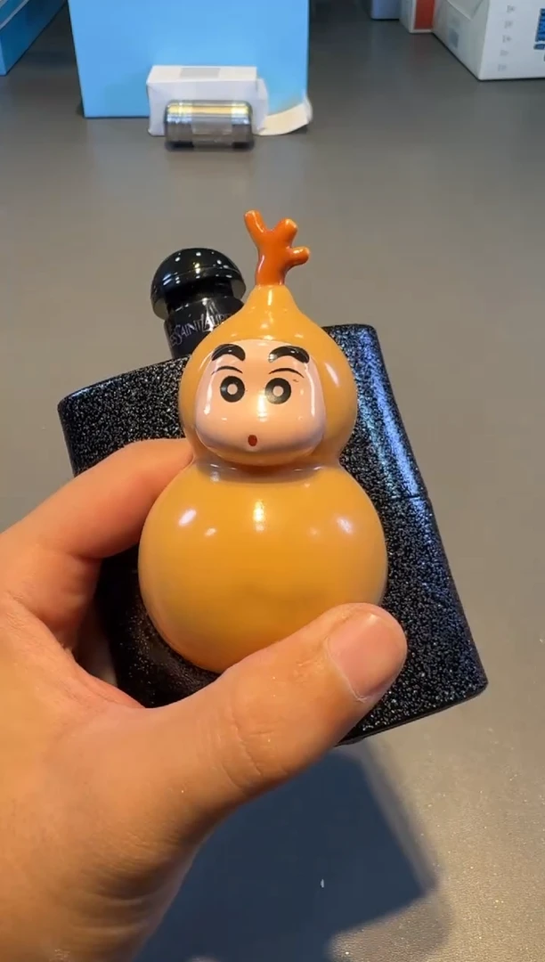 瓷片黑呀 全球好物平价全球好物平价