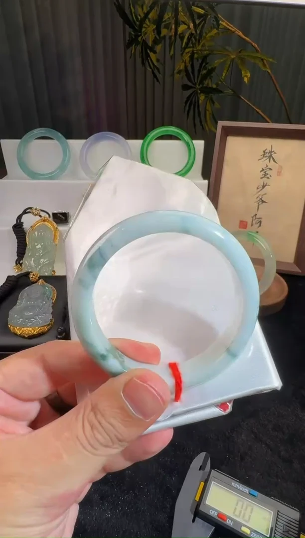 未镶嵌定制翡翠4063毛货不退不换 53-54圈