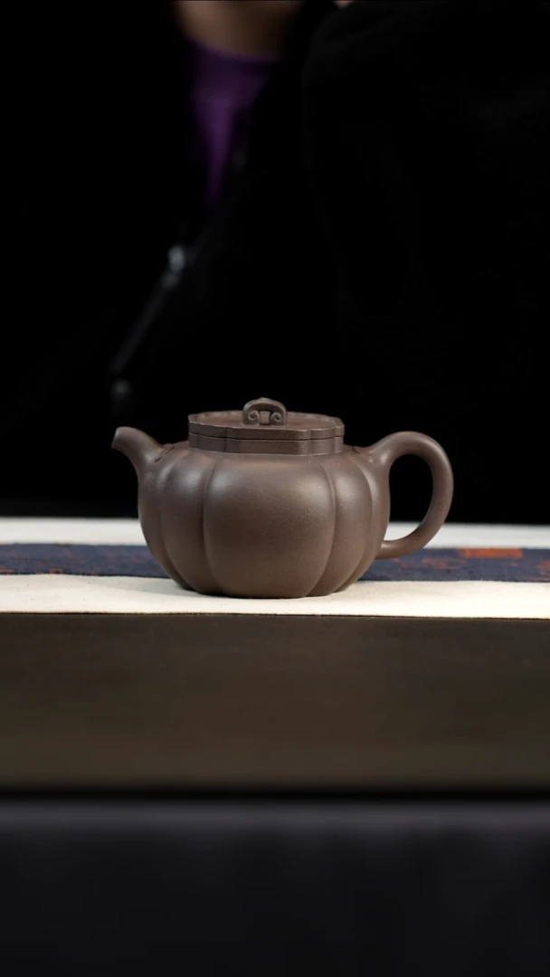 茶壶紫砂特紫泥太极如意，350cc