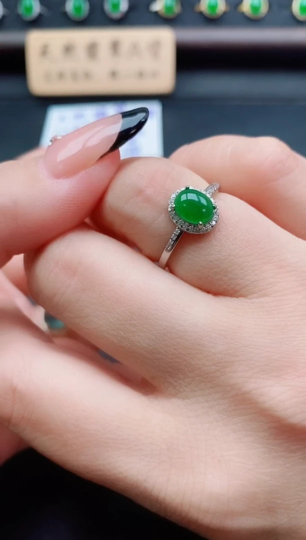 银S925镶嵌戒指翡翠1