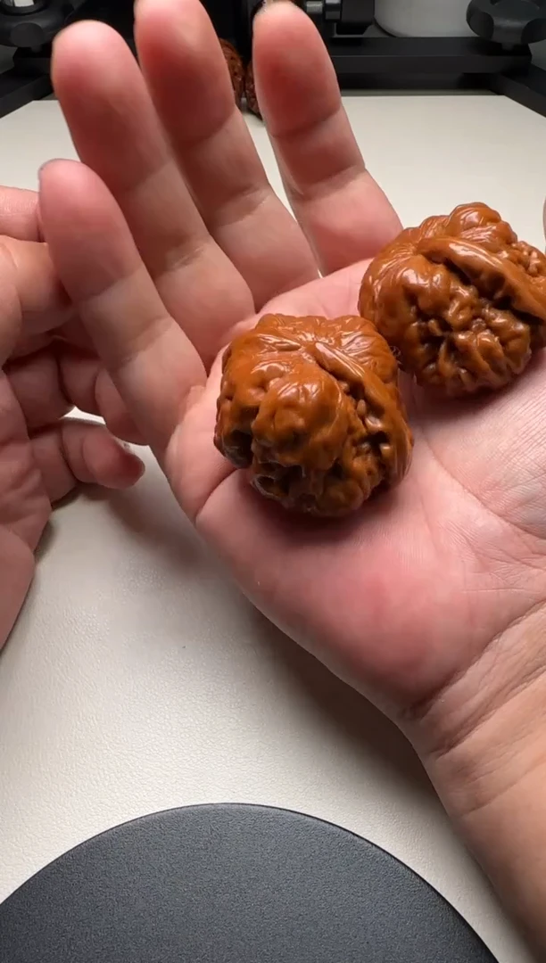 【闪购商品】文玩核桃把件核桃