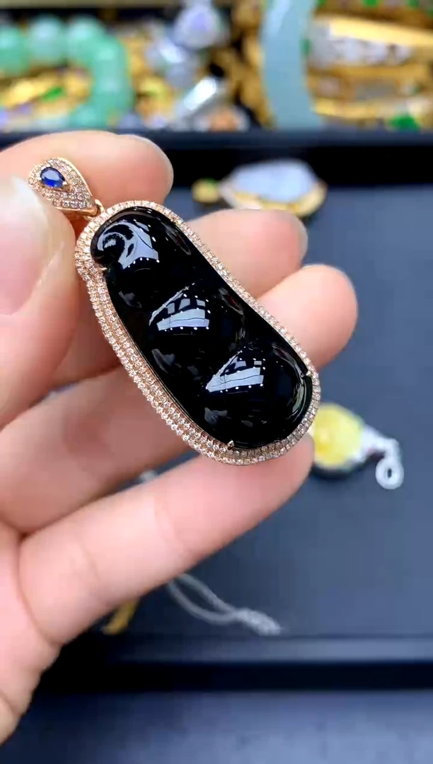 颈饰18K金镶嵌翡翠553 -中国好珍宝