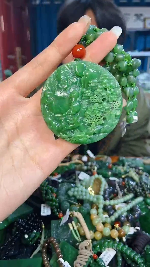 未镶嵌和田玉挂件1