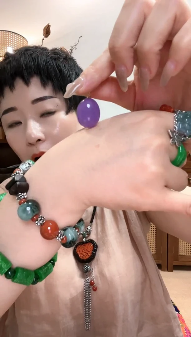 翡翠未镶嵌颈饰054