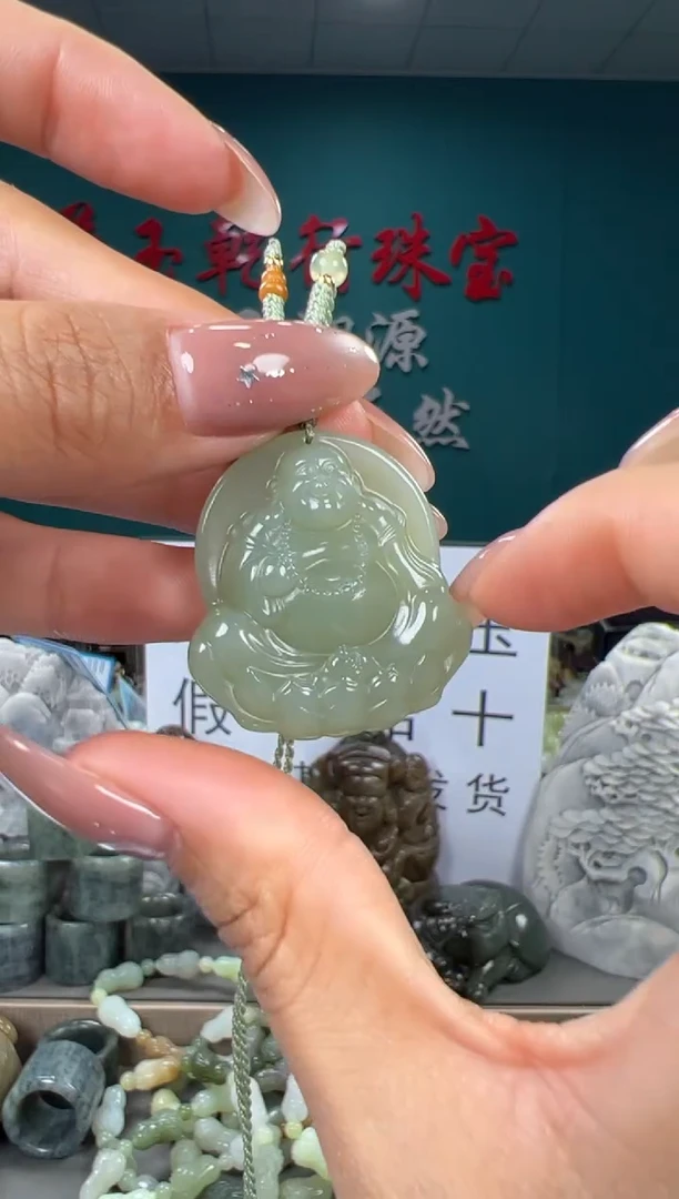 颈饰未镶嵌和田玉和田玉