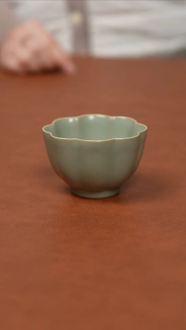 富山严选原矿汝瓷小花口