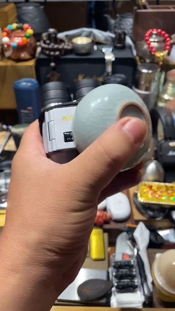 瓷片闪购商品 如图所示