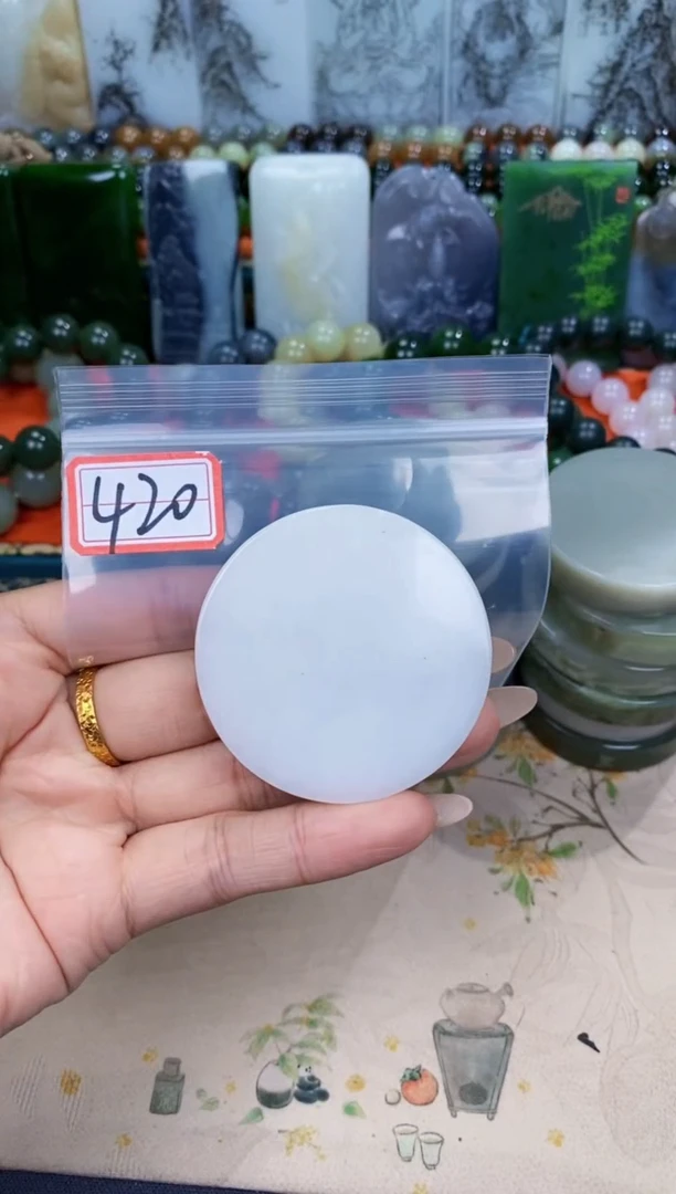 和田玉未镶嵌颈饰和田玉