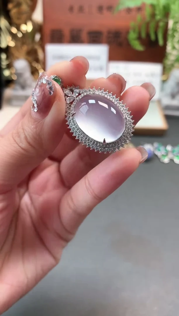 【闪购商品】石英质玉颈饰合金吊坠