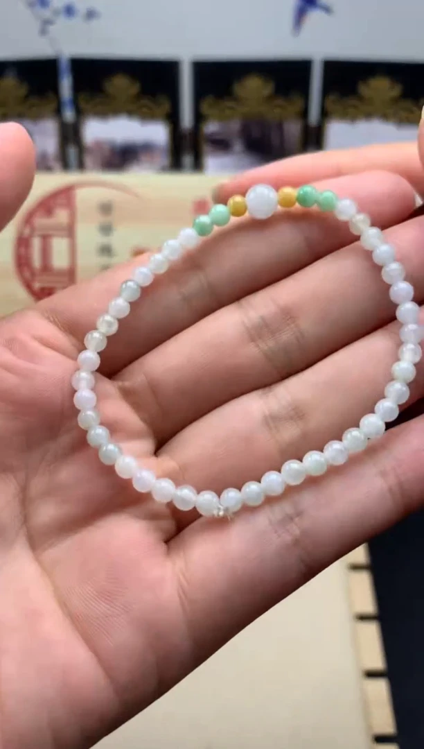未镶嵌手链翡翠.。。。。。。。