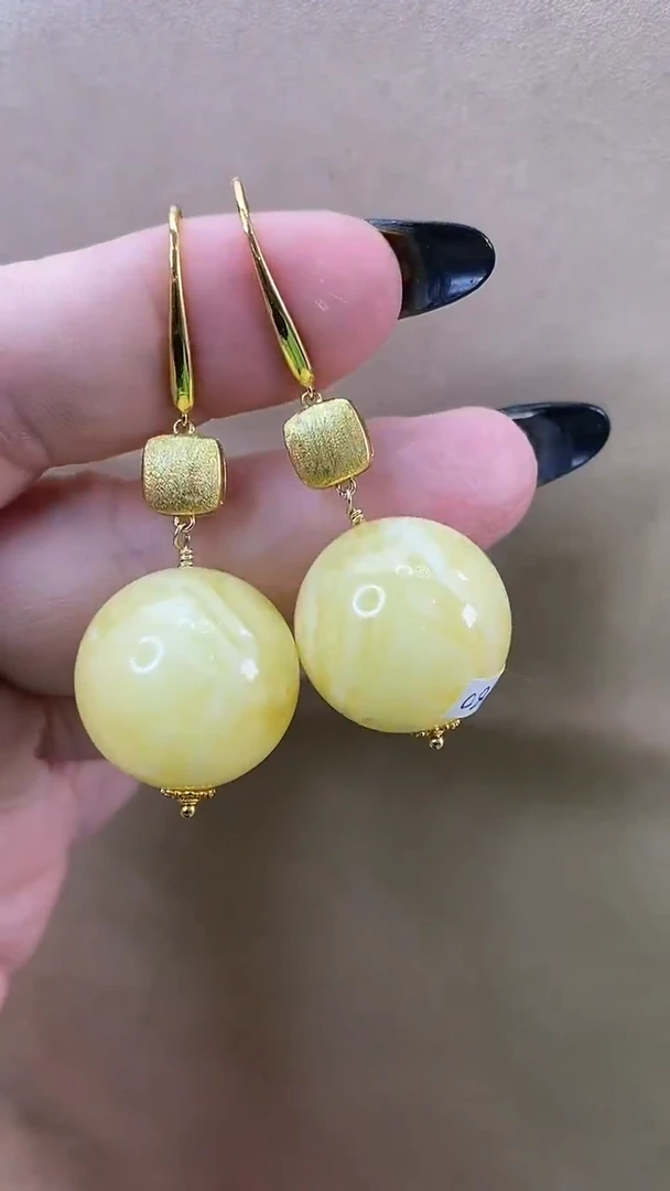 琥珀颈饰未镶嵌耳环