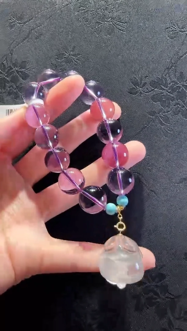 18K金镶嵌手串水晶q*兔子款