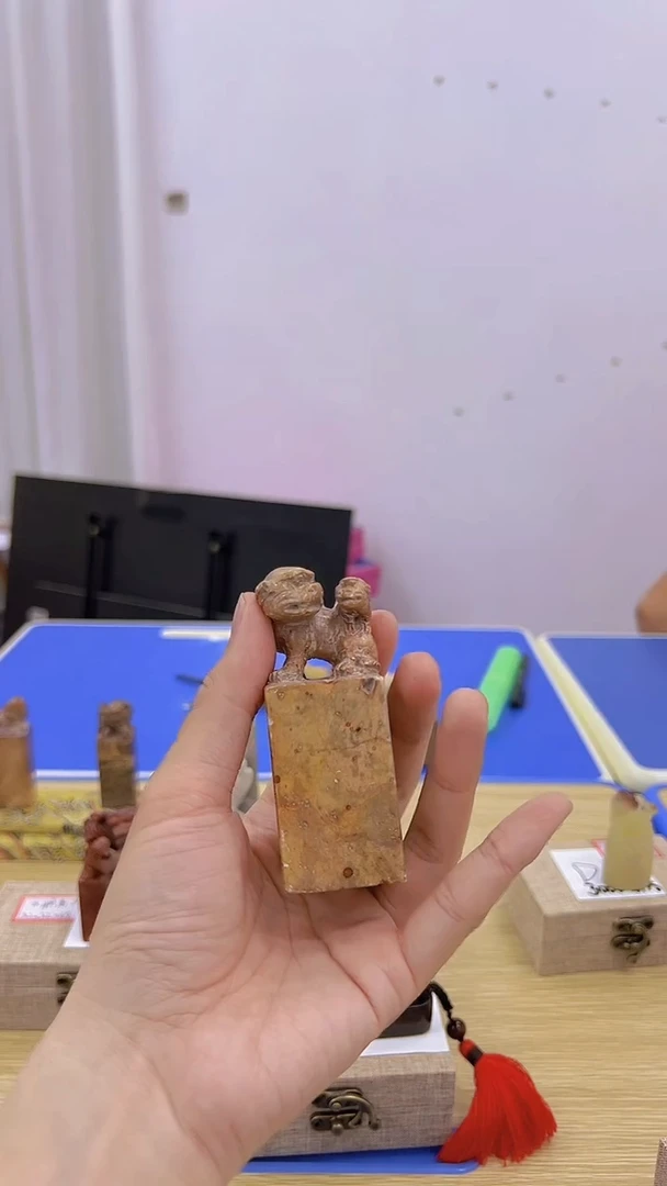 书法137号 寿山3.2*3.2*8.8