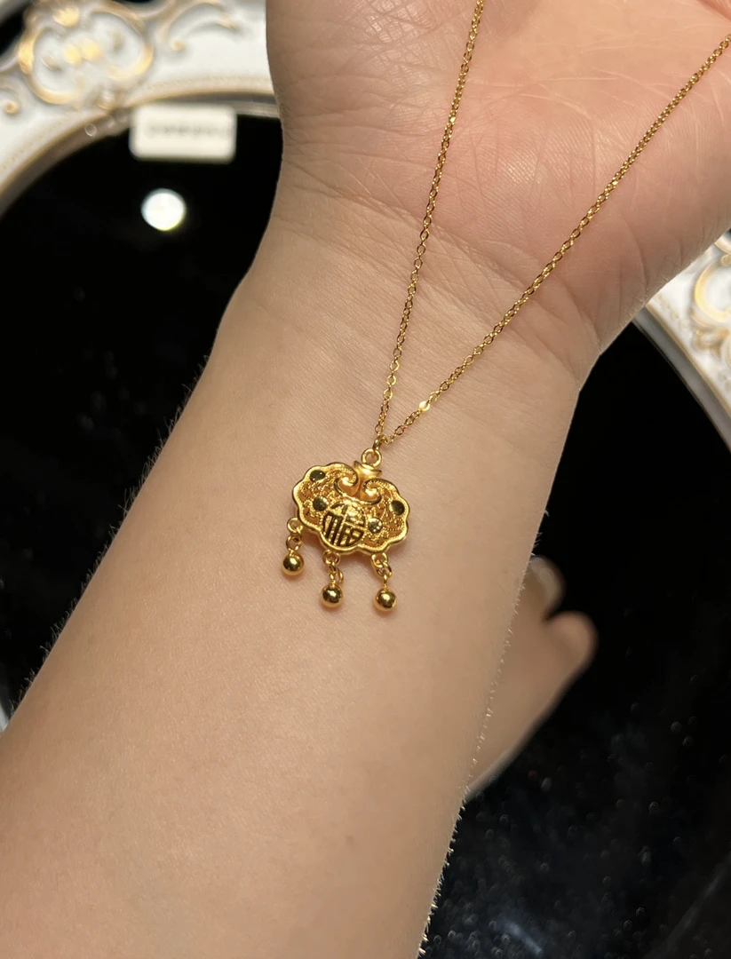 金熹福足金999【平安锁包套链】爆款轻奢经典个性气质百搭时尚