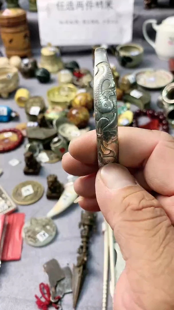 兴珑工艺摆件一链