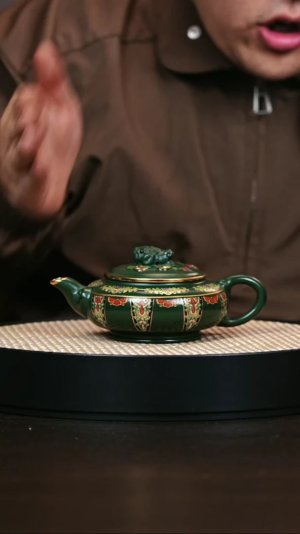 茶壶紫砂三足金蟾 绿泥