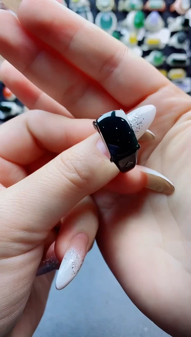 银S925镶嵌戒指翡翠天然翡翠A货男戒