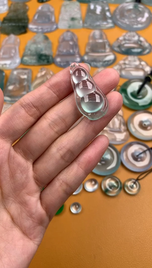 颈饰未镶嵌翡翠33.6-16-5.7