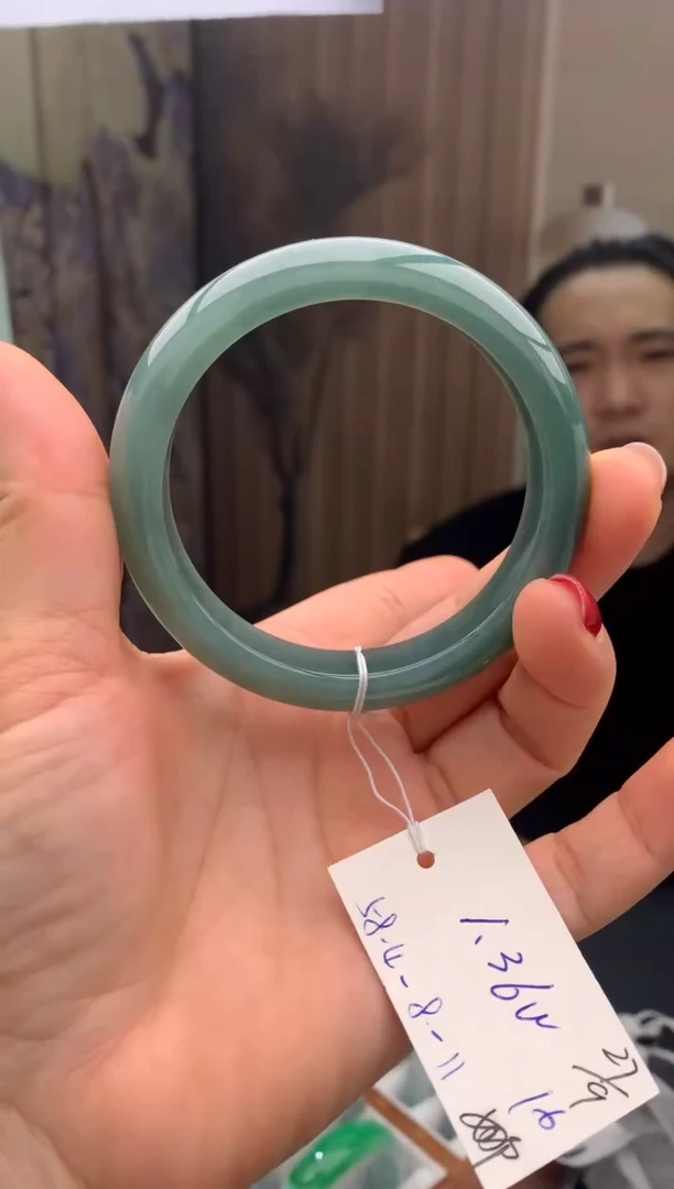 未镶嵌手镯翡翠15