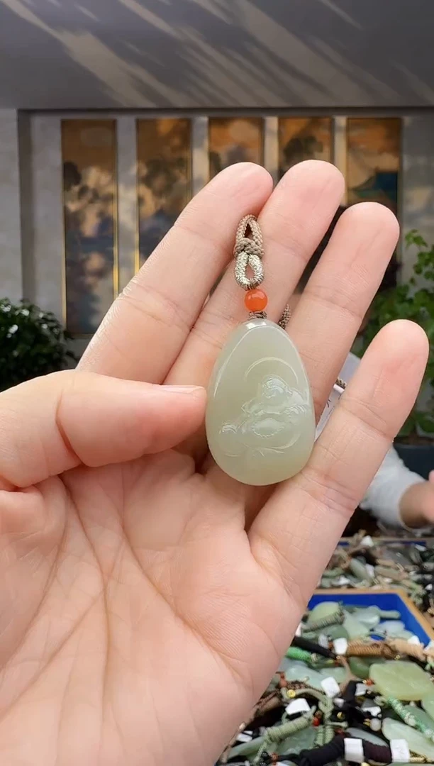 未镶嵌和田玉挂件拍一发一