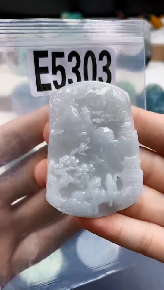 颈饰未镶嵌翡翠天然翡翠吊坠挂件