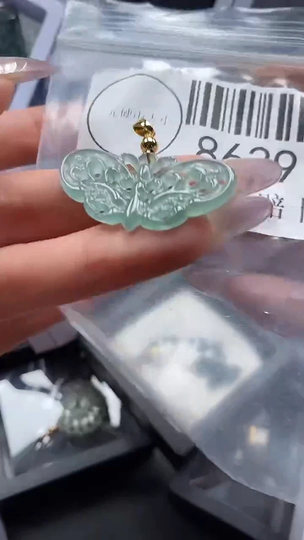 吊坠(不含链)未镶嵌翡翠8629