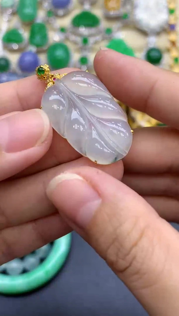 颈饰18K金镶嵌翡翠303-中国好珍宝