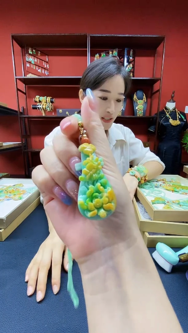 颈饰未镶嵌翡翠翡翠吊坠