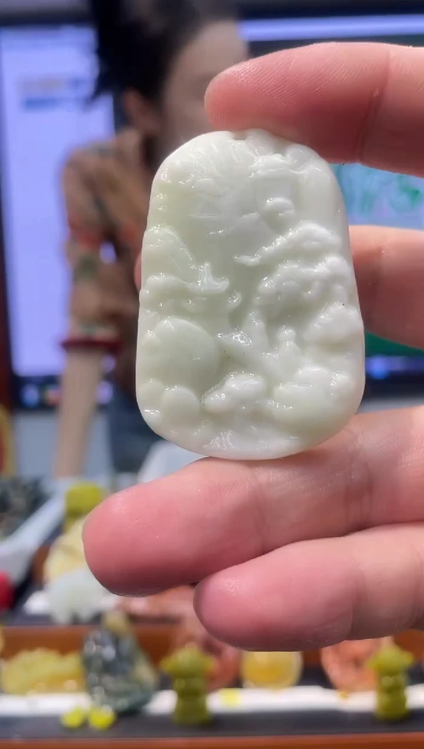 【闪购商品】岫玉吊坠未镶嵌·多样性发货*拍一发一